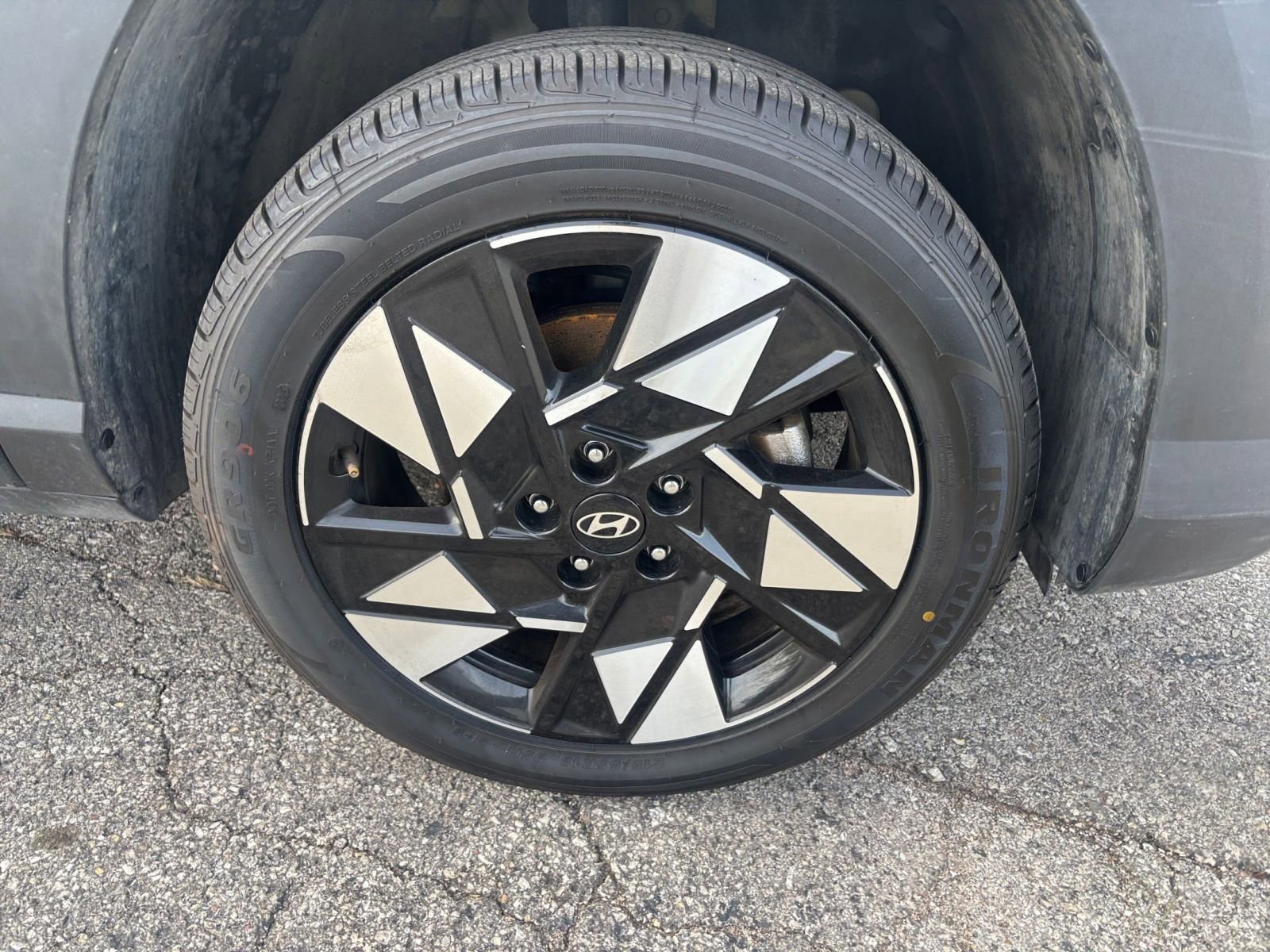 Used 2025 Hyundai Kona SEL image 29