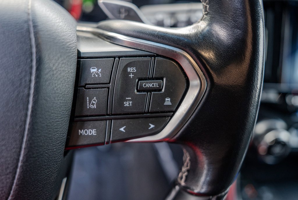 Used 2023 Lexus LX 600 4WD w/ Luxury Package image 7