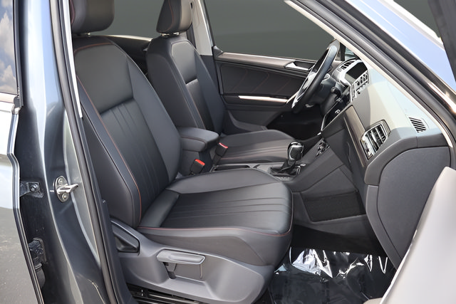 Certified 2024 Volkswagen Tiguan Wolfsburg Edition FWD image 21