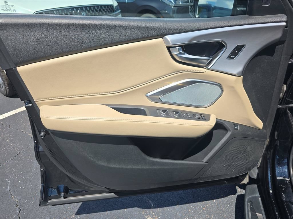 Used 2019 Acura RDX w/ Technology Package AWD/4WD image 13