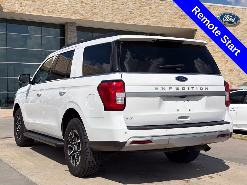 Used 2024 Ford Expedition XLT AWD/4WD image 11