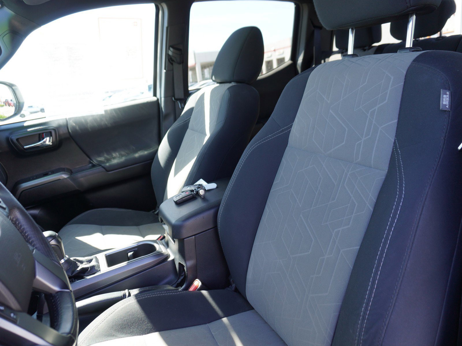 Used 2021 Toyota Tacoma TRD Off-Road w/ Technology Package image 21