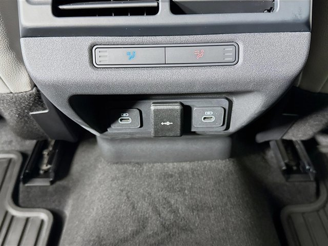 Used 2026 Land Rover Range Rover Evoque S image 28