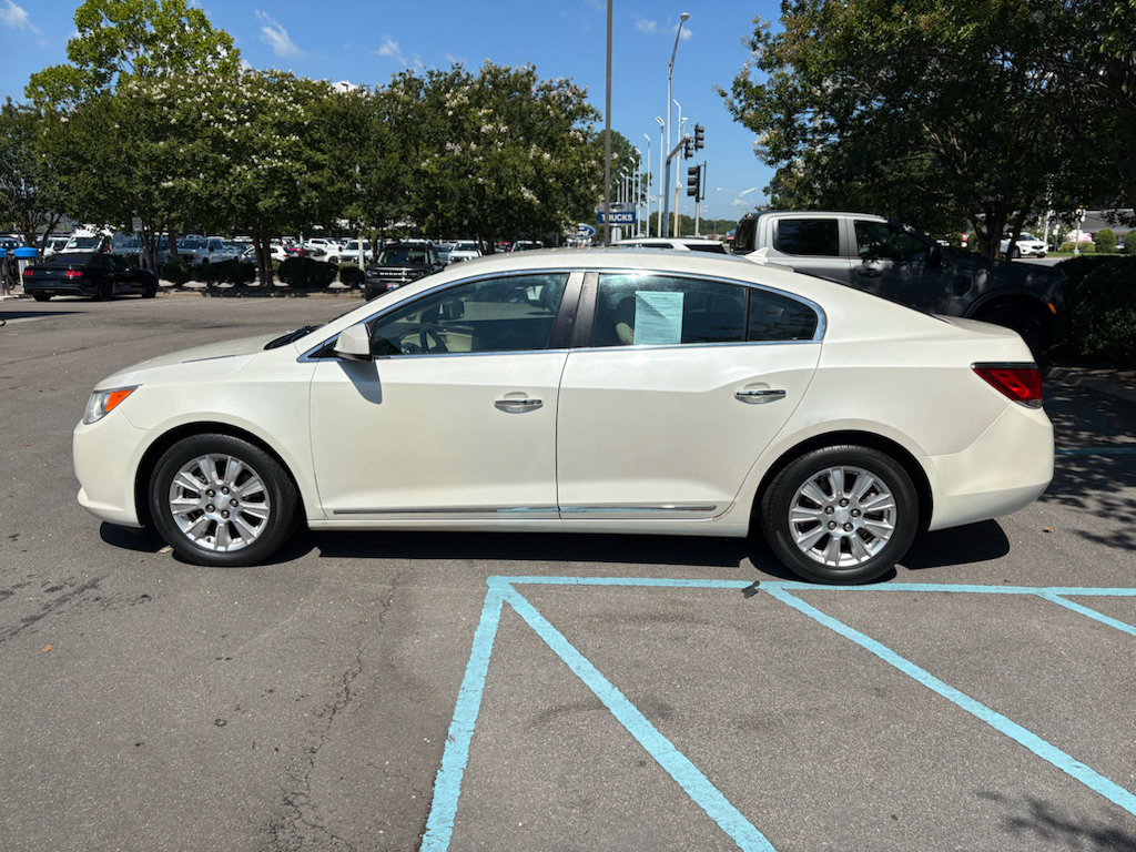 Used 2011 Buick LaCrosse CX FWD image 8