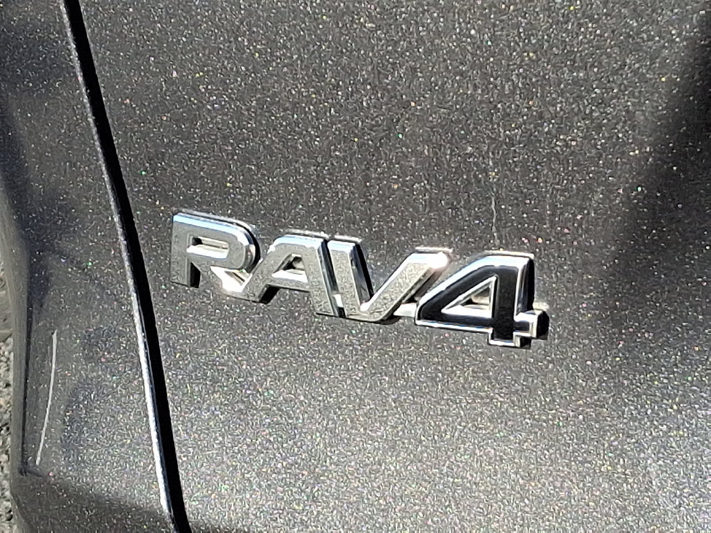Certified 2019 Toyota RAV4 LE AWD/4WD image 30