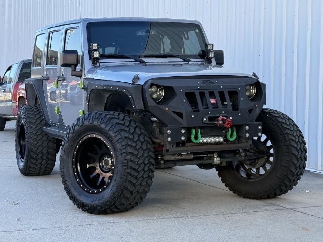 Used 2018 Jeep Wrangler Unlimited Sport S AWD/4WD image 2