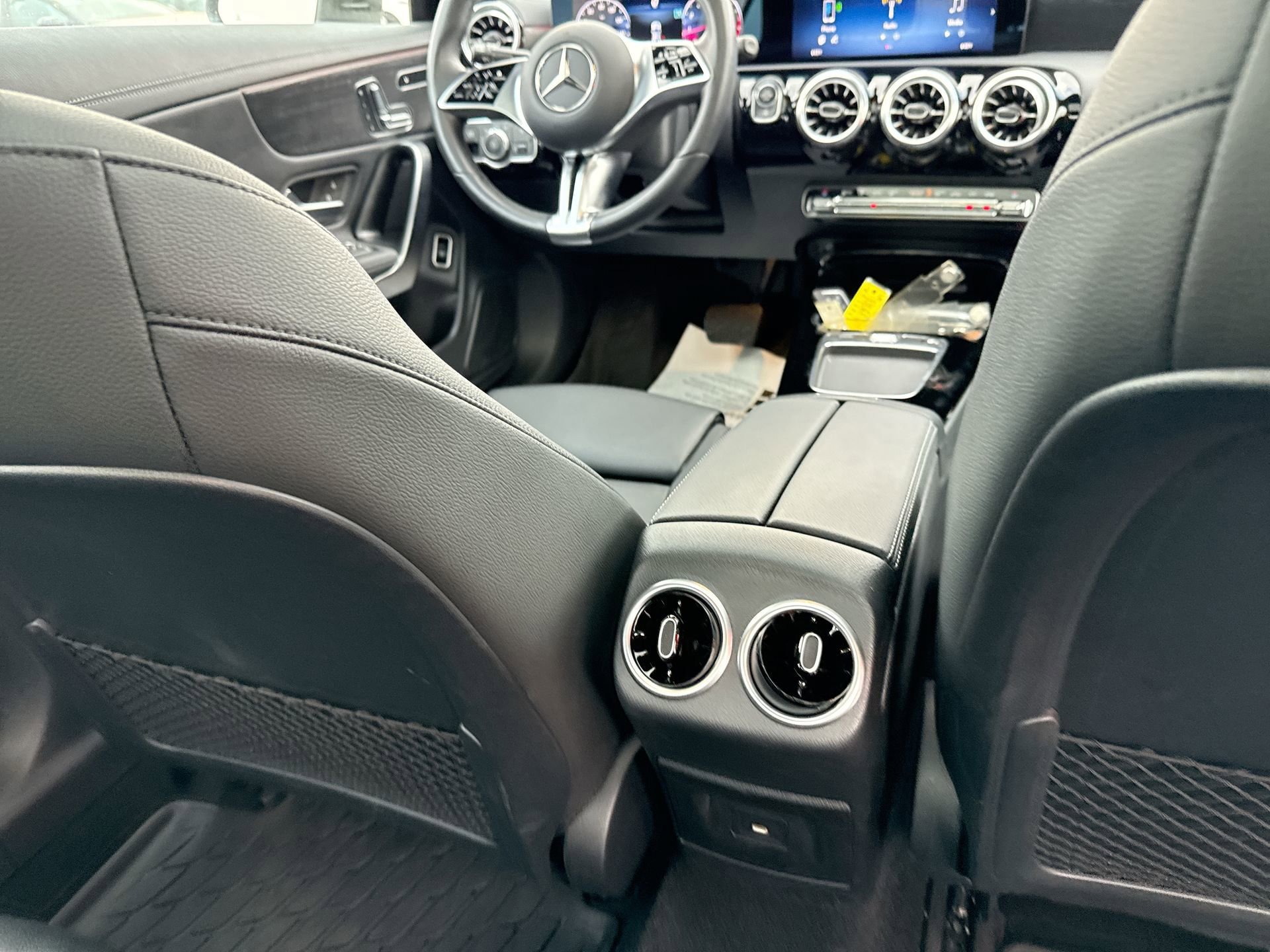 Used 2025 Mercedes-Benz CLA 250 4MATIC image 22