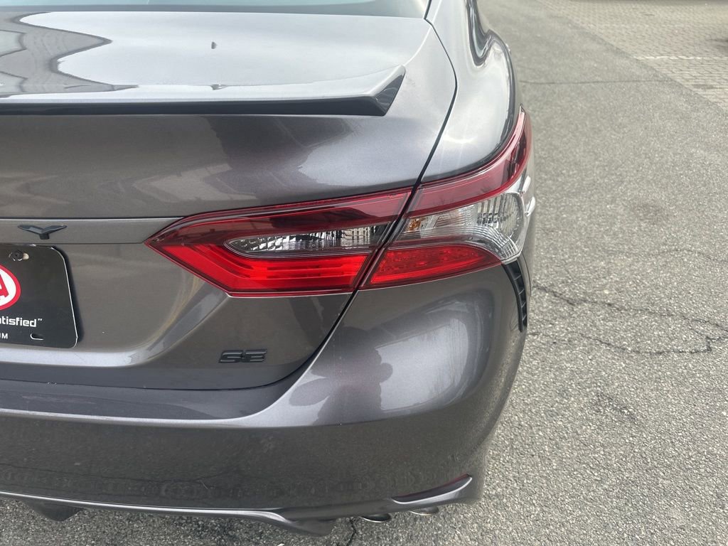 Used 2023 Toyota Camry SE w/ Cold Weather Package image 6
