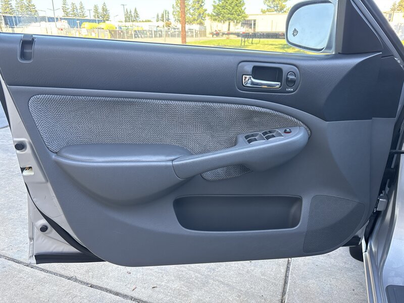 Used 2002 Honda Civic EX image 25
