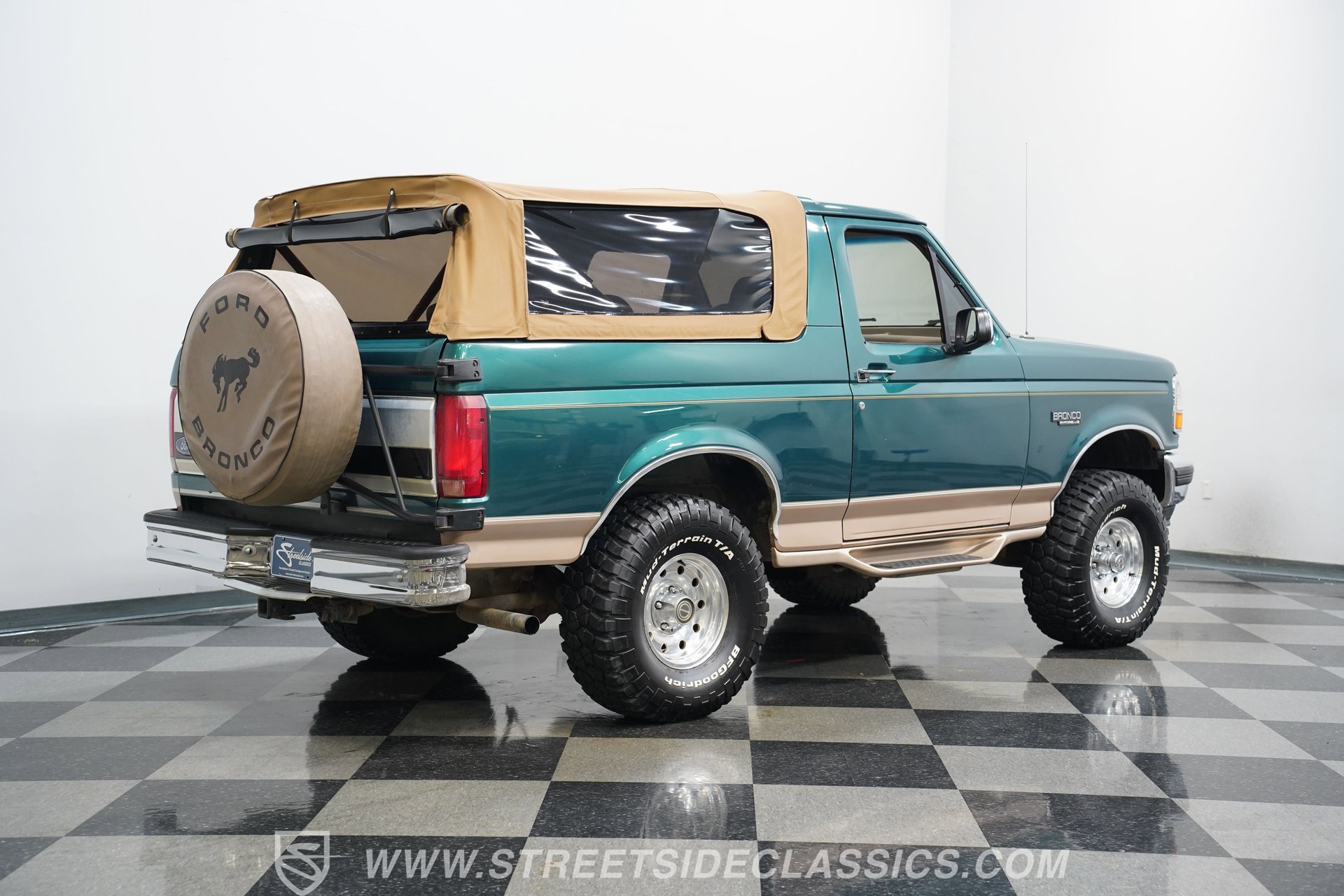 Used 1996 Ford Bronco Eddie Bauer image 12