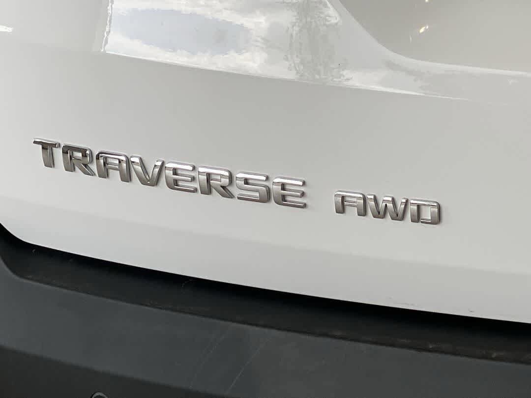 Used 2022 Chevrolet Traverse LT AWD/4WD image 11