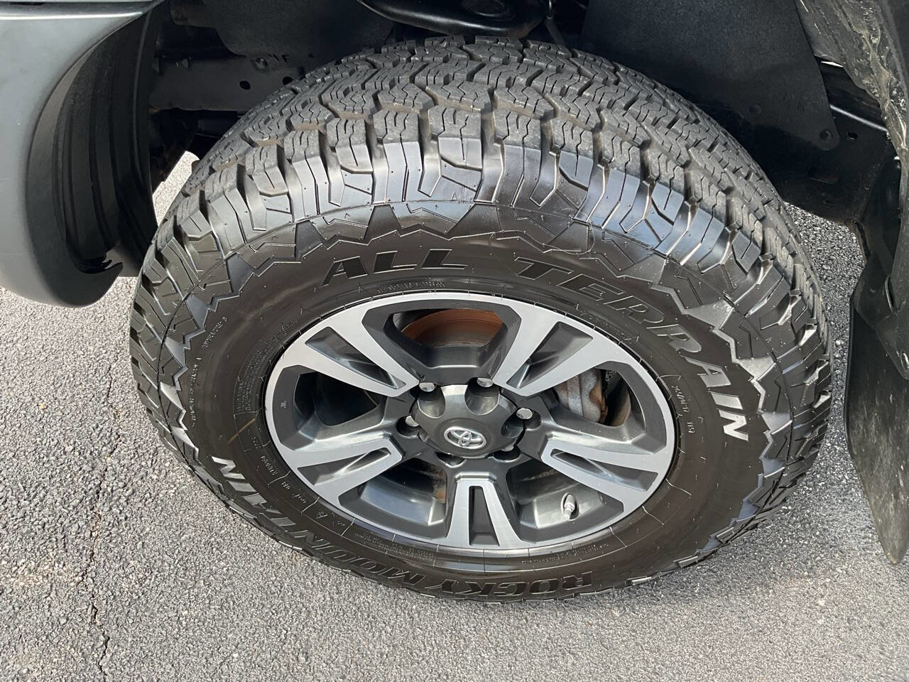 Used 2009 Toyota Tacoma 4x4 Access Cab image 16