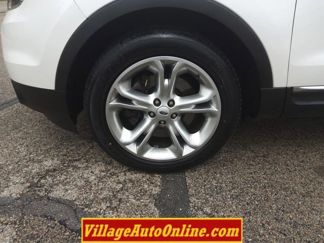 Used 2015 Ford Explorer Limited w/ Equipment Group 301A AWD/4WD image 10