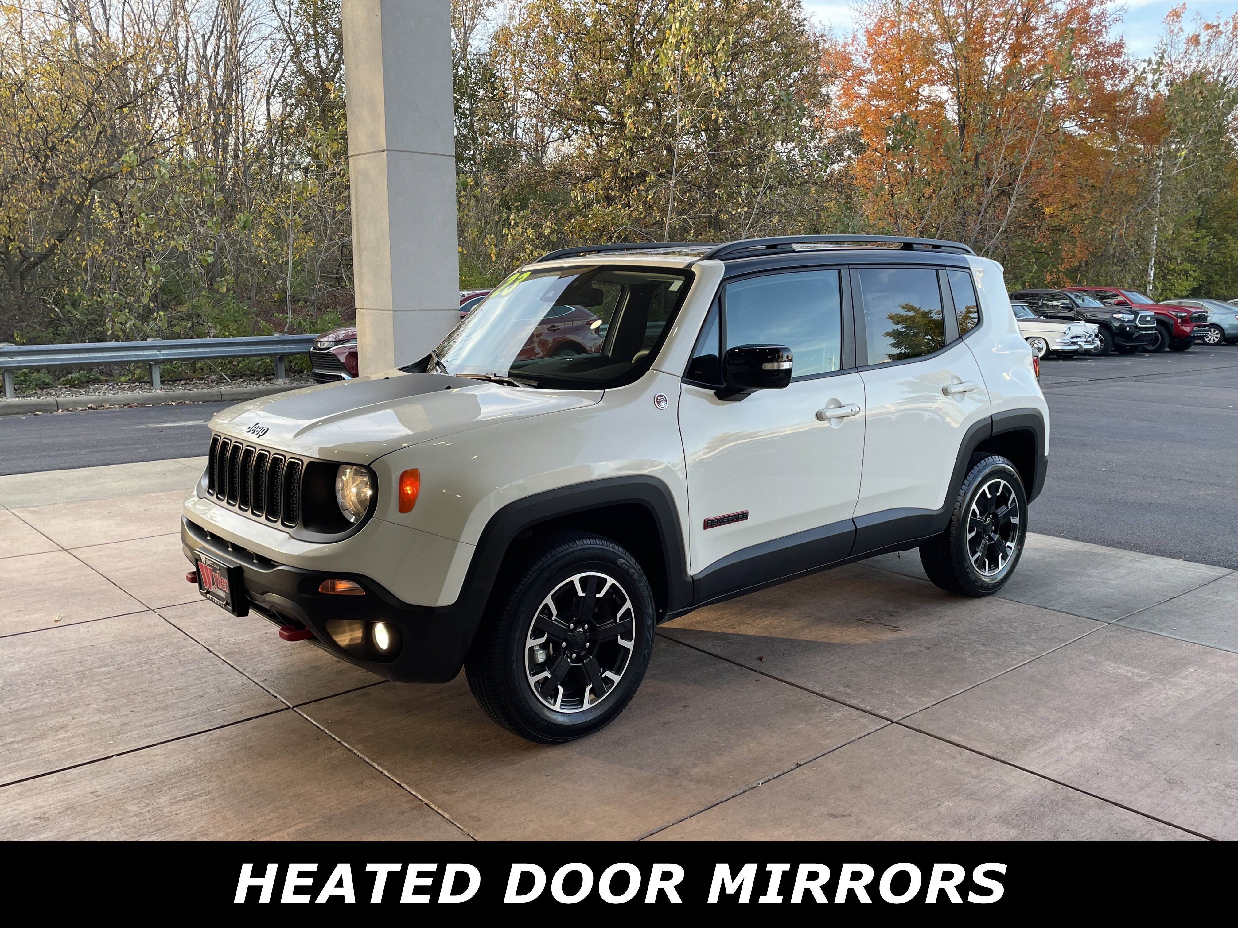 Used 2023 Jeep Renegade Trailhawk image 3