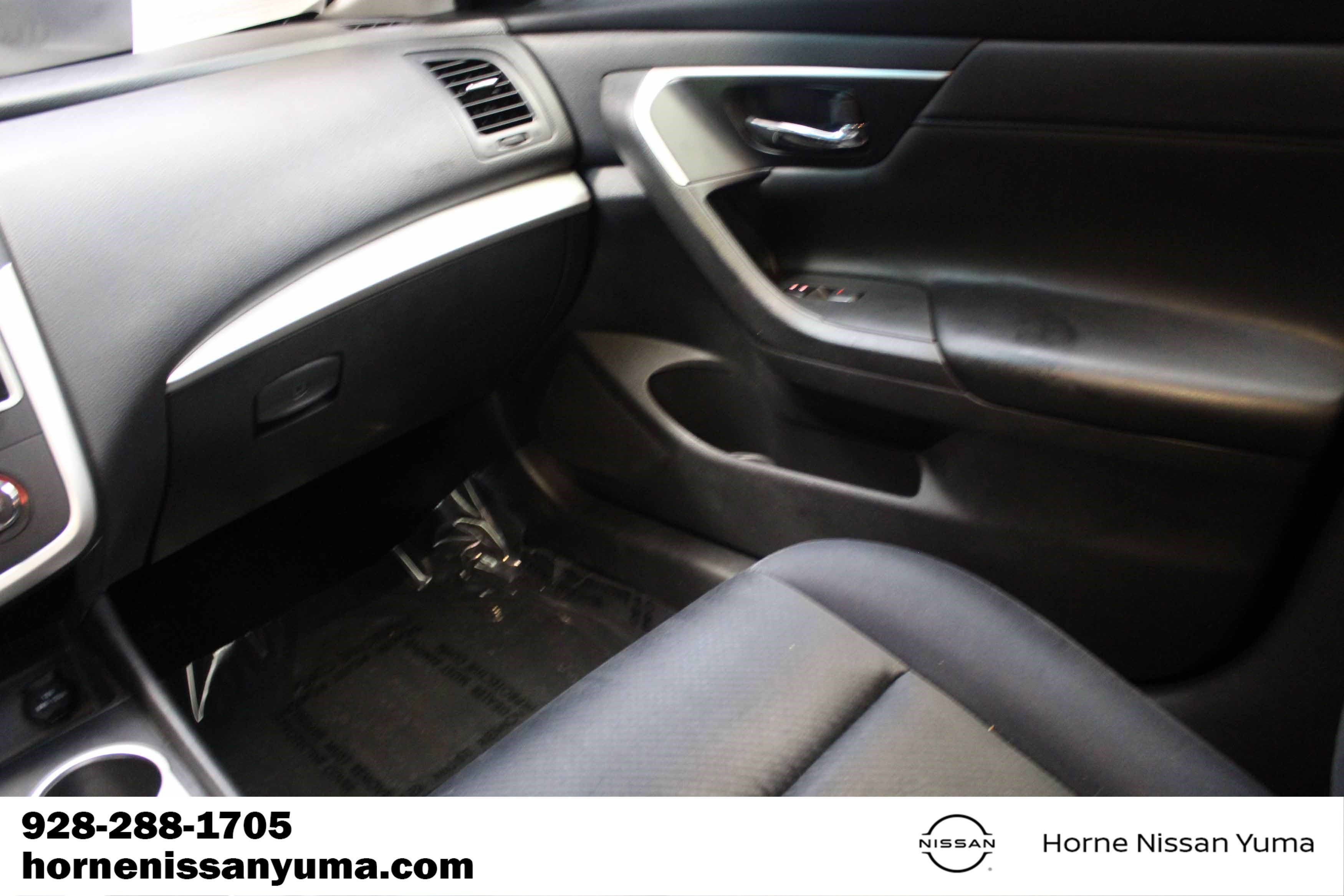 Used 2016 Nissan Altima 2.5 SR FWD image 11
