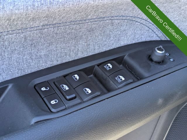 Used 2023 Jeep Compass Sport AWD/4WD image 12