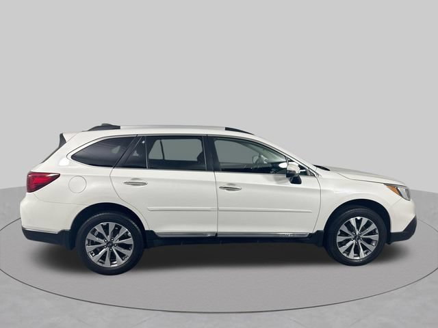 Used 2017 Subaru Outback 3.6R Touring w/ Popular Package #5A AWD/4WD image 35