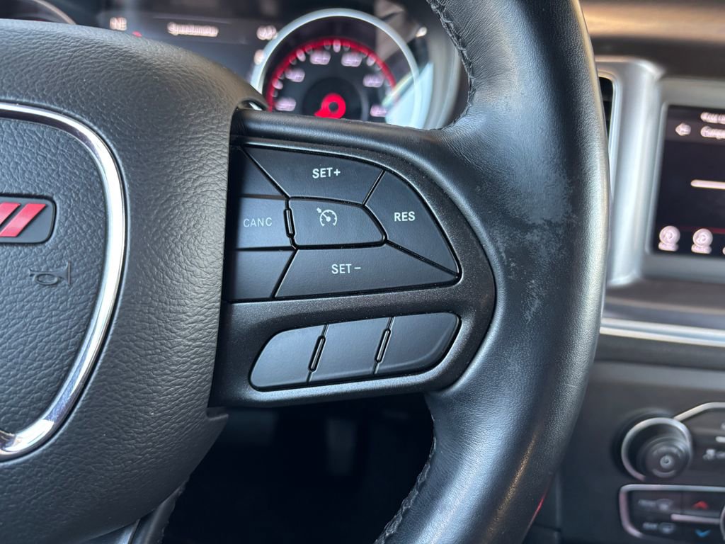 Used 2020 Dodge Charger SXT image 12