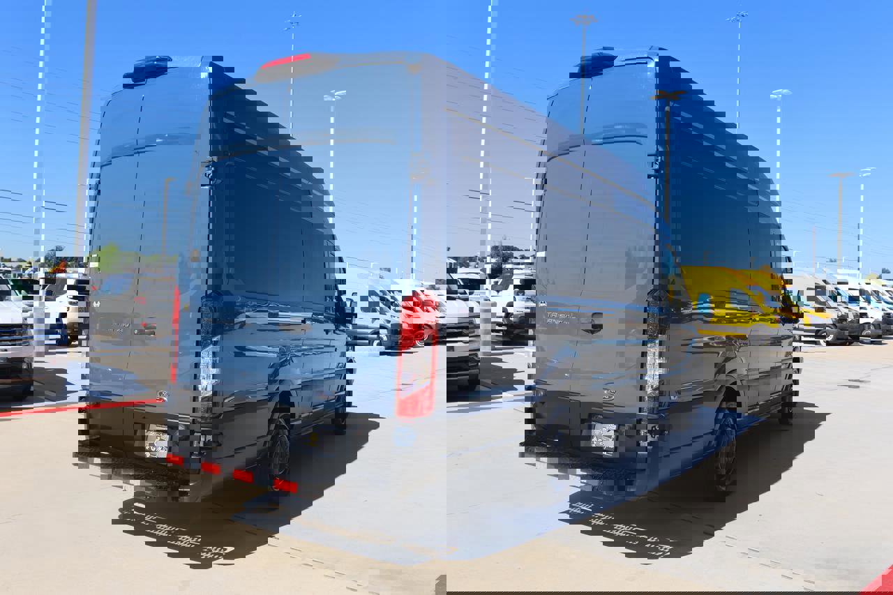 Used 2019 Ford Transit 250 148 High Roof Extended image 5