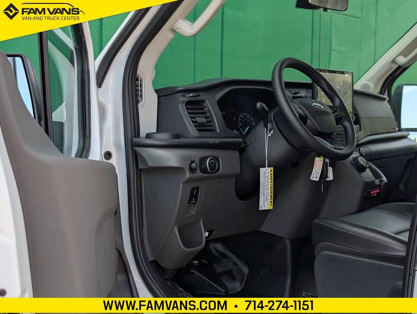 Used 2023 Ford E-Transit Medium Roof RWD image 18