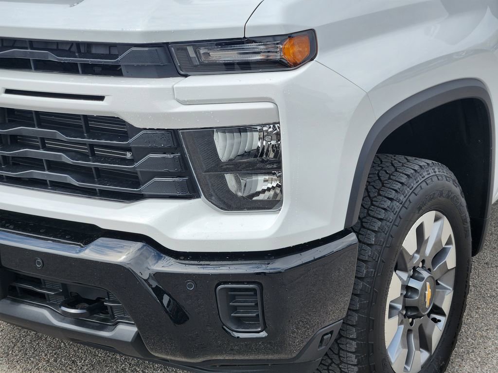 New 2026 Chevrolet Silverado 2500 Custom w/ Custom Value Package image 10