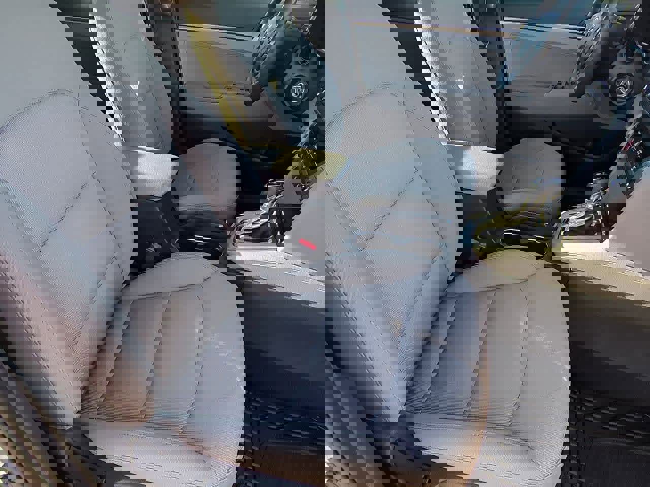 Used 2018 Hyundai Elantra SEL image 19