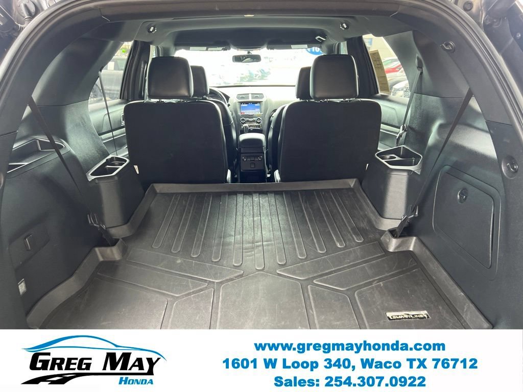 Used 2019 Ford Explorer XLT w/ Equipment Group 202A FWD image 17