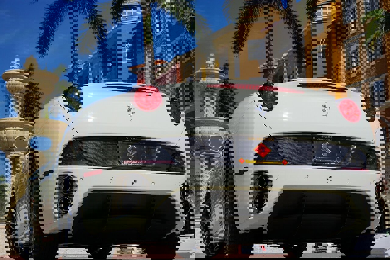 Used 2014 Ferrari California RWD image 50