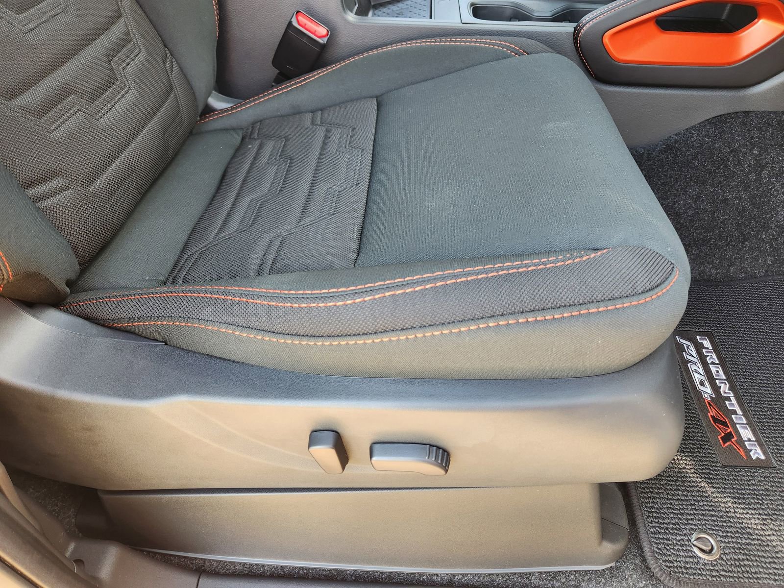 New 2026 Nissan Frontier PRO-4X w/ Pro-4x Convenience Package image 21