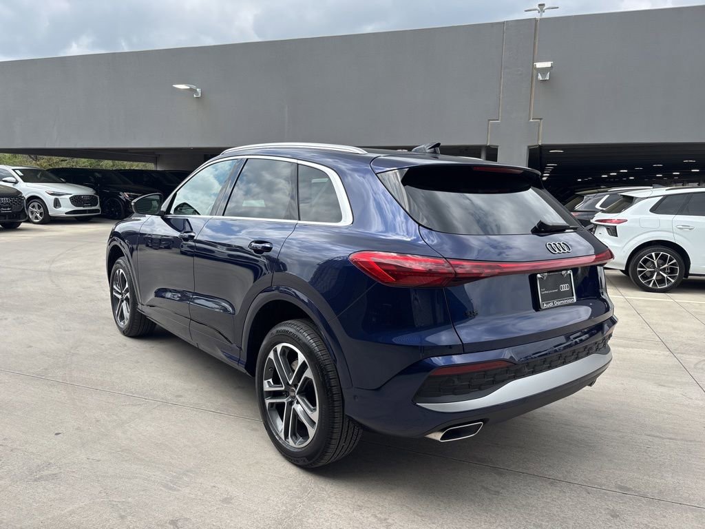 Certified 2025 Audi Q5 Premium w/ Convenience Package image 8