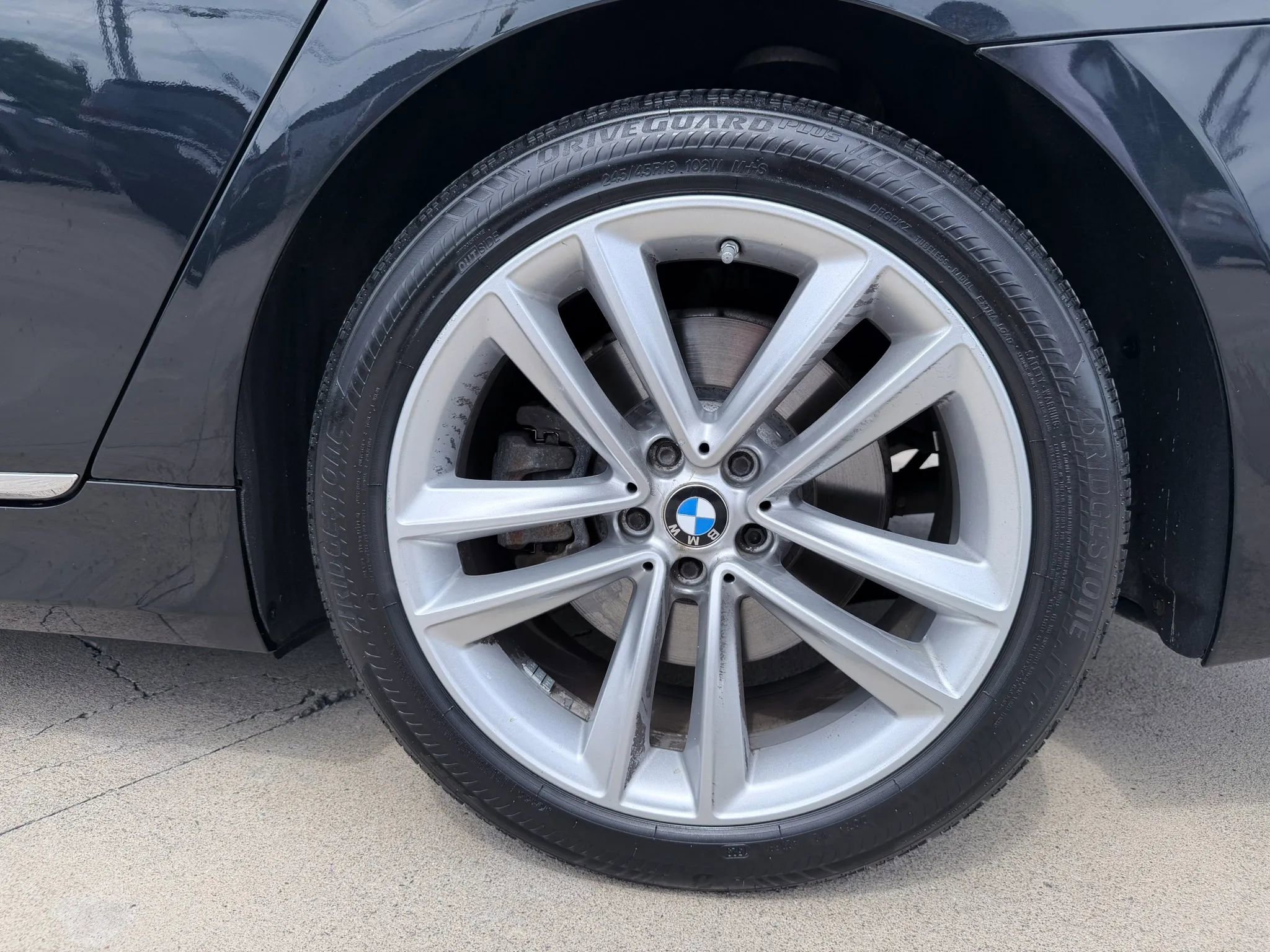 Used 2017 BMW 750i xDrive AWD/4WD image 89