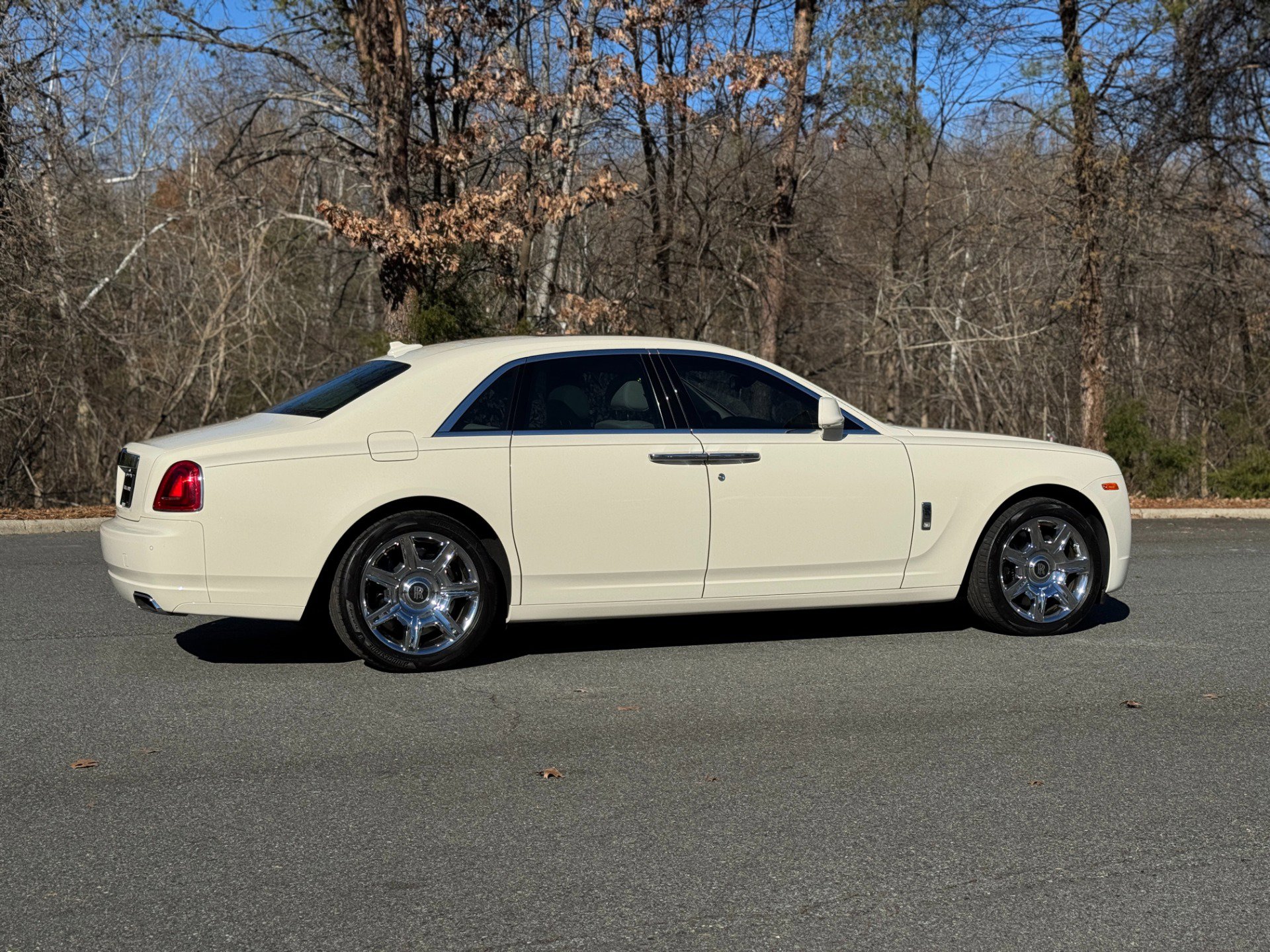 Used 2013 Rolls-Royce Ghost image 13