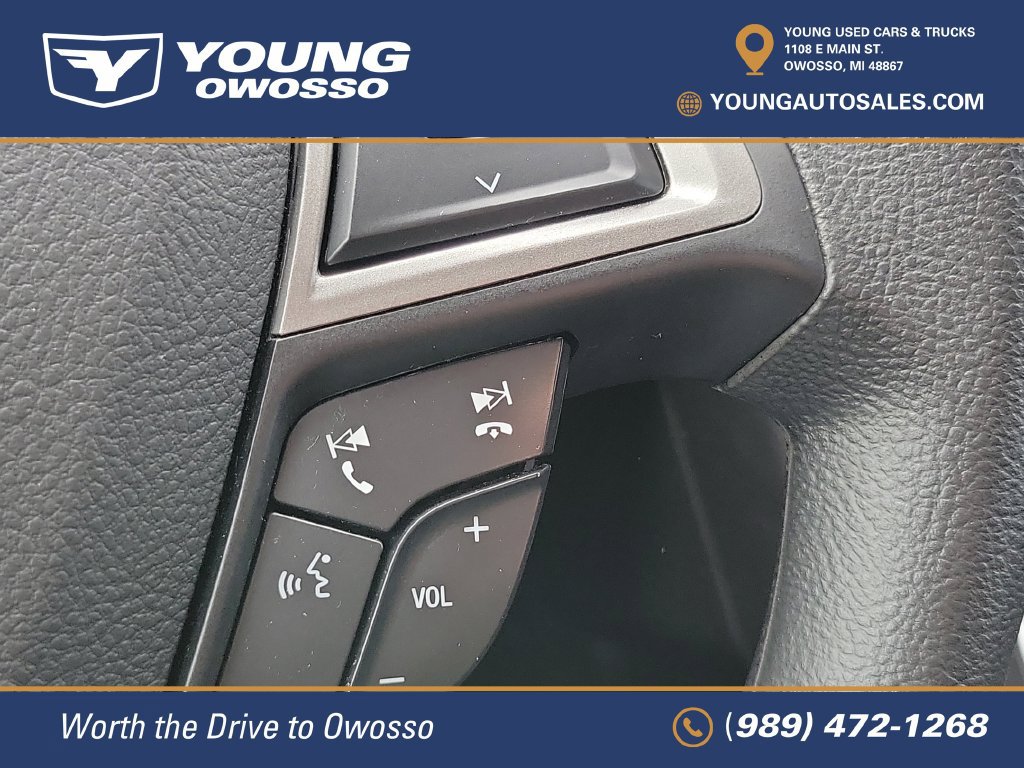Used 2020 Ford Fusion SE FWD image 16