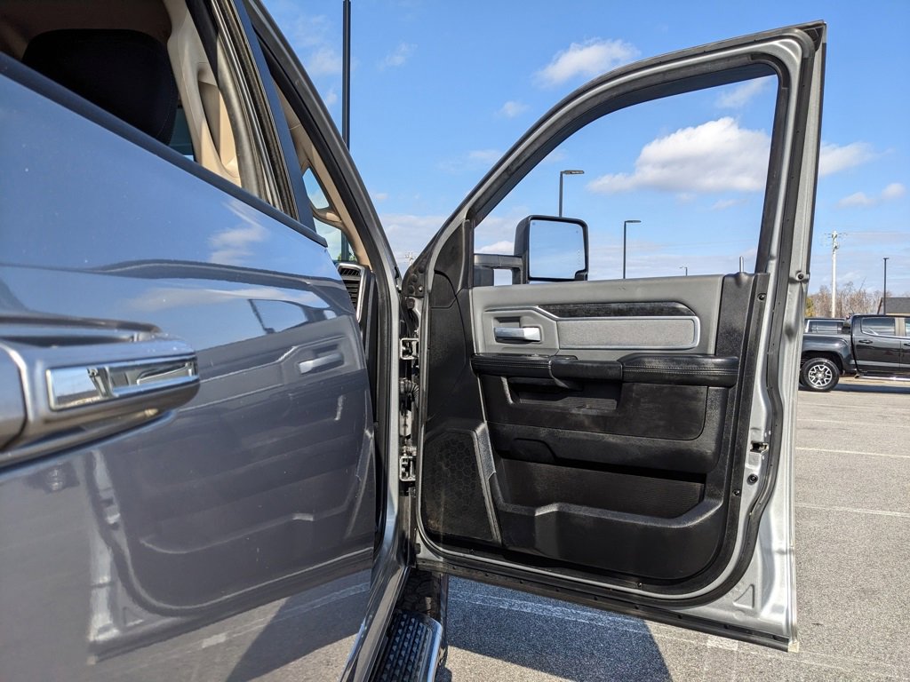 Used 2019 RAM 2500 Big Horn image 49