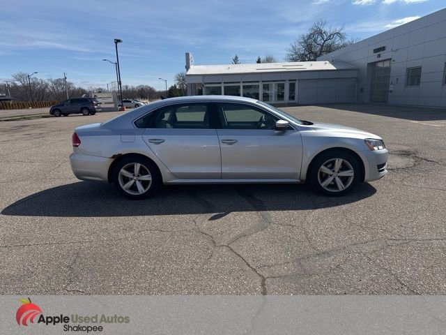 Used 2013 Volkswagen Passat 2.5 SE image 6
