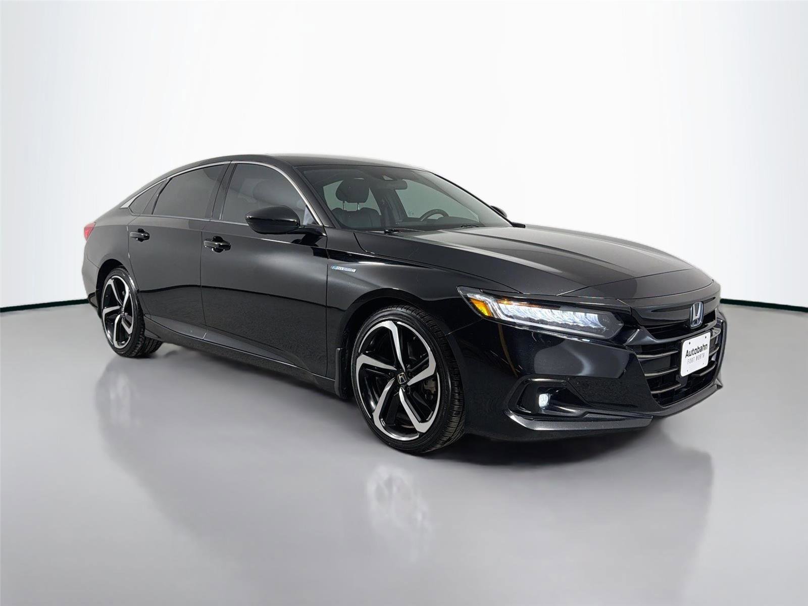 Used 2022 Honda Accord Sport image 3