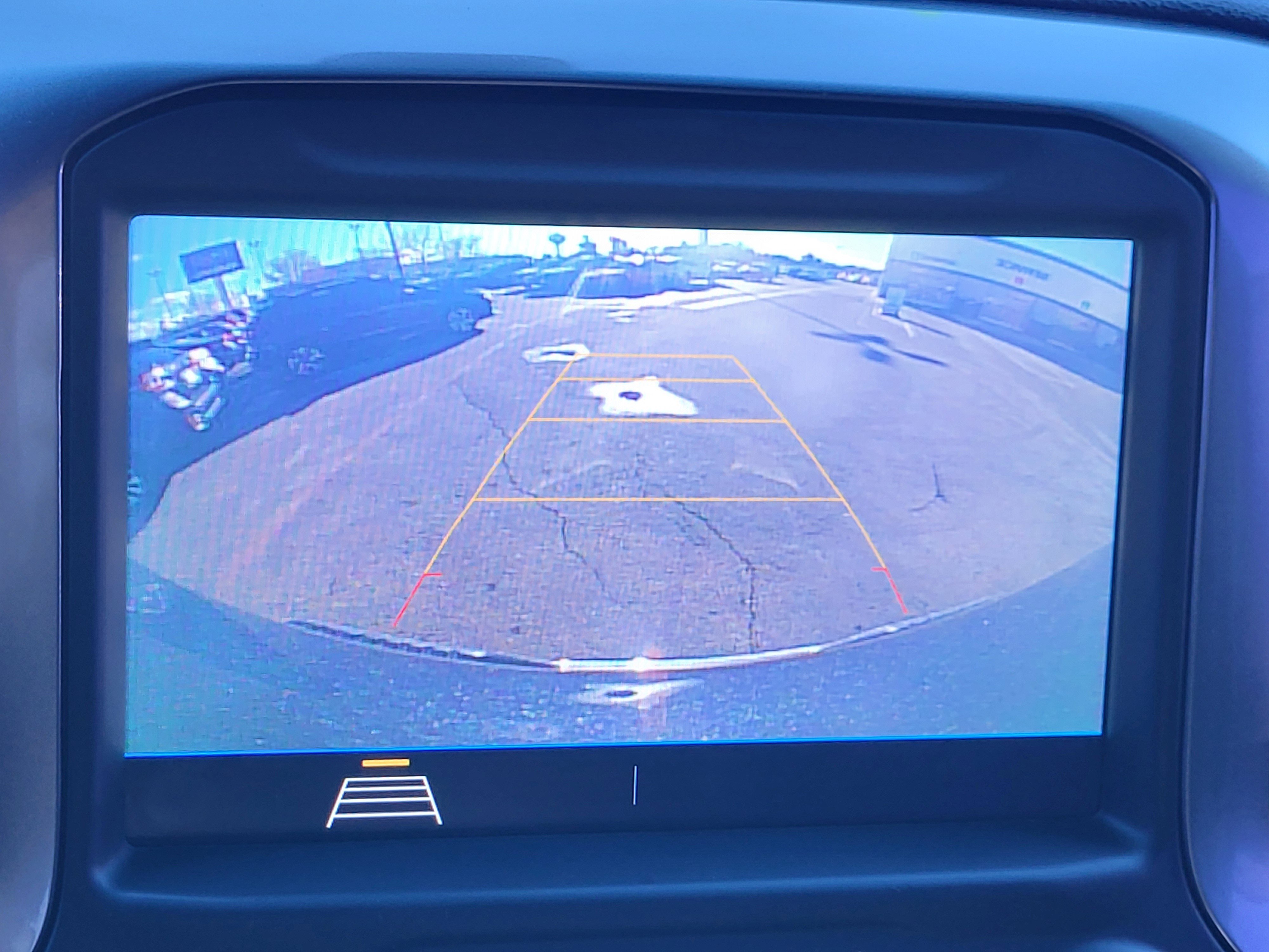 Used 2020 Chevrolet Silverado 1500 LT image 17