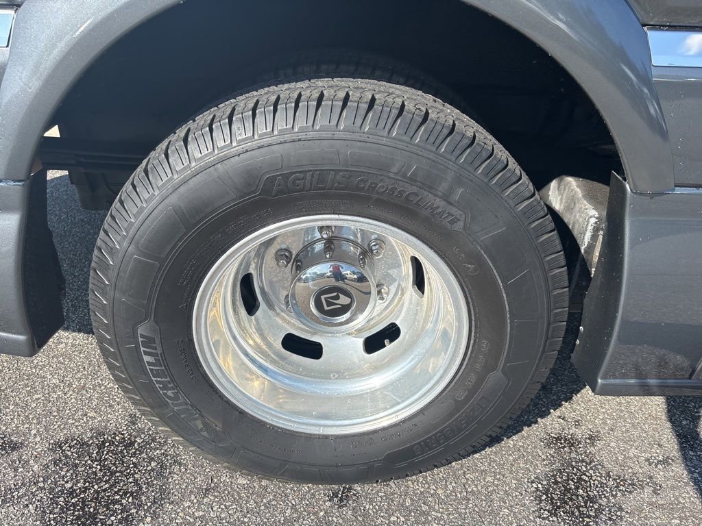 Used 2016 Mercedes-Benz Sprinter 3500 image 10