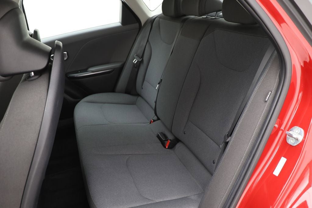 Used 2025 Kia K4 FWD image 11