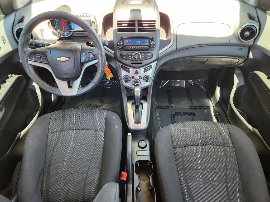Used 2014 Chevrolet Sonic LT FWD image 17