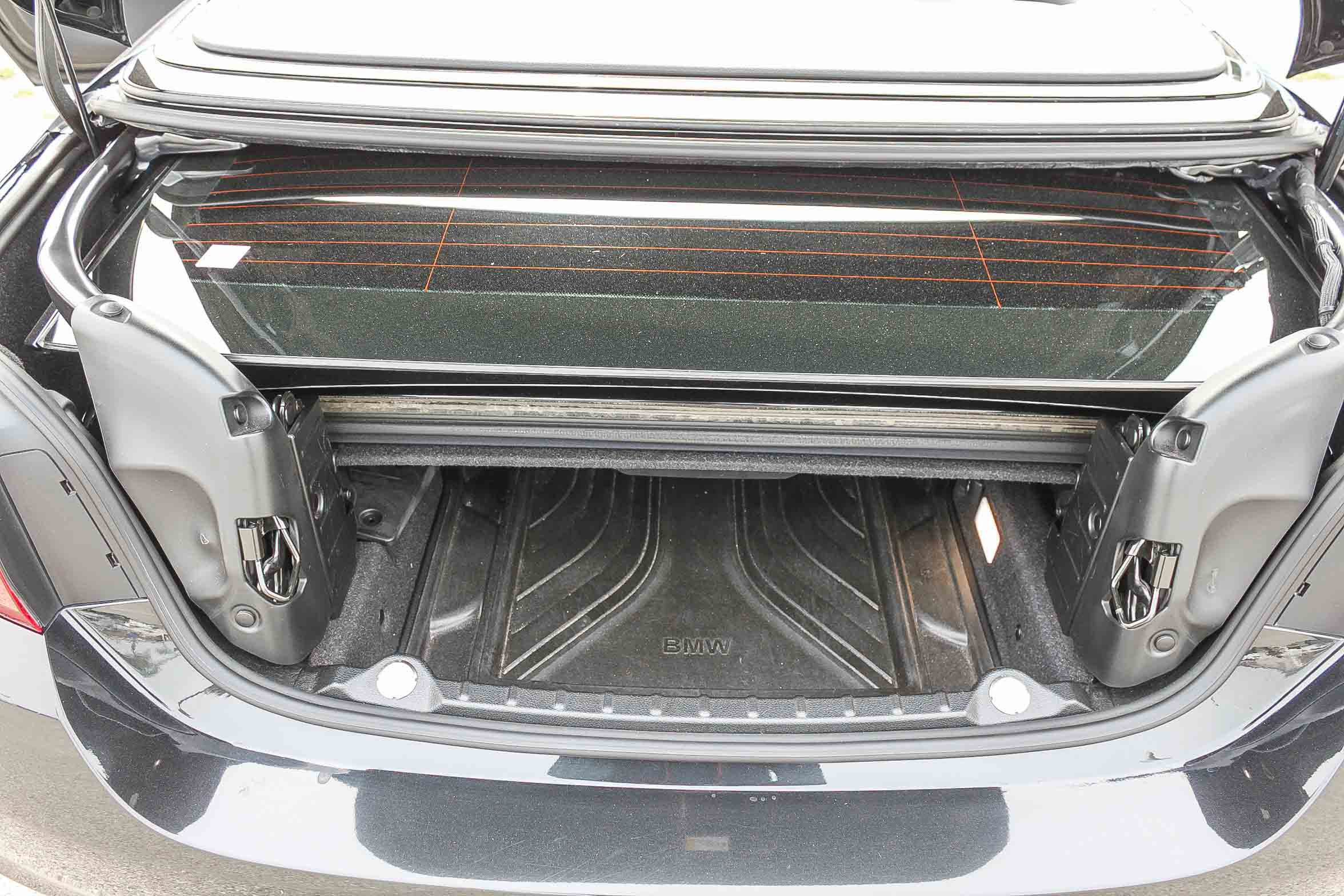 Used 2020 BMW 430i Convertible w/ M Sport Package image 28