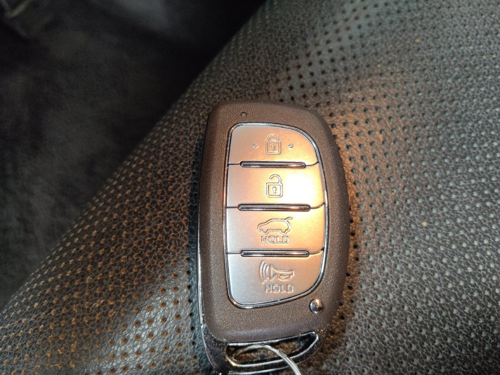 Used 2021 Hyundai Tucson Limited w/ Cargo Package FWD image 32