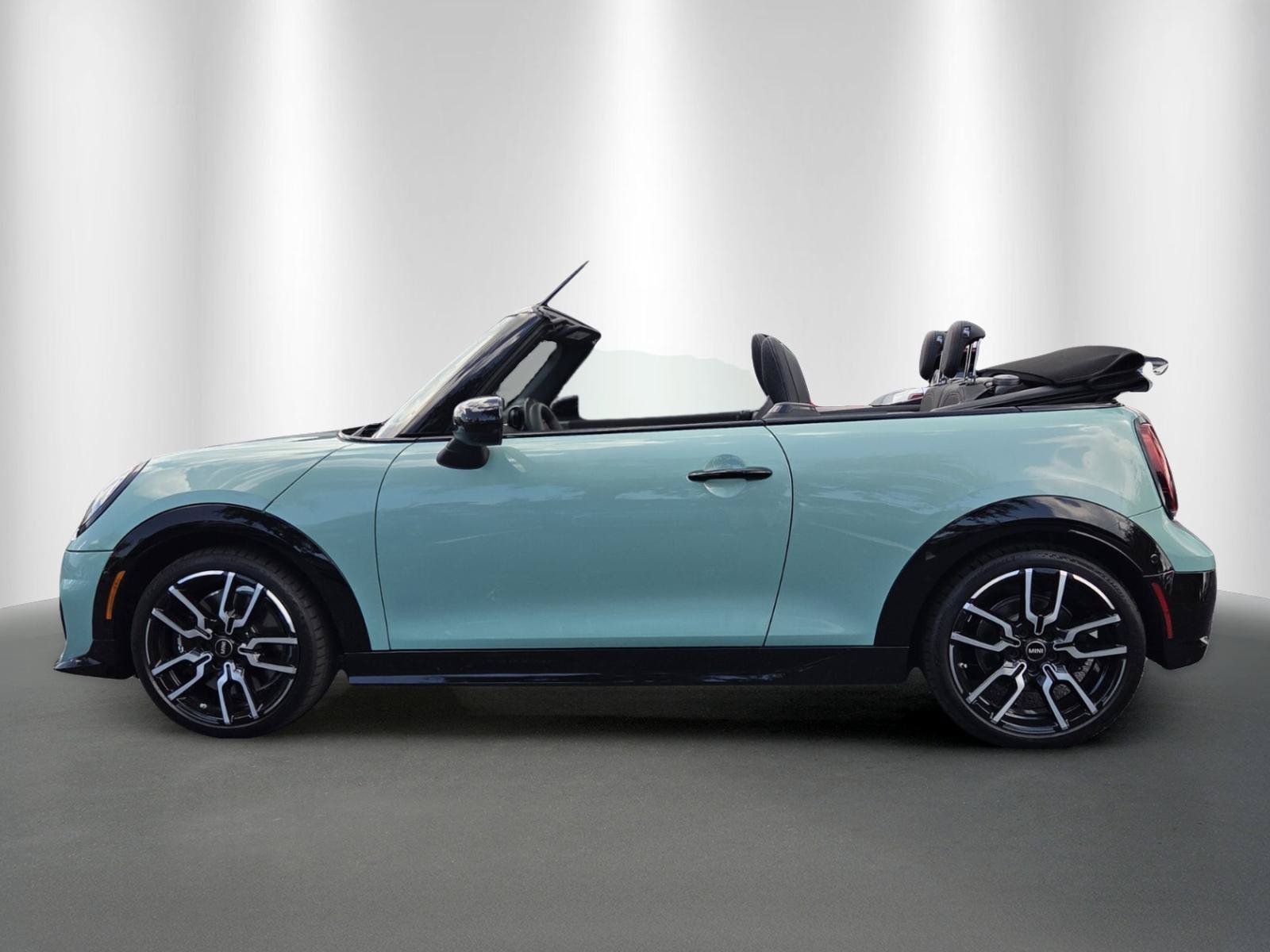 Used 2026 MINI Cooper S FWD image 4