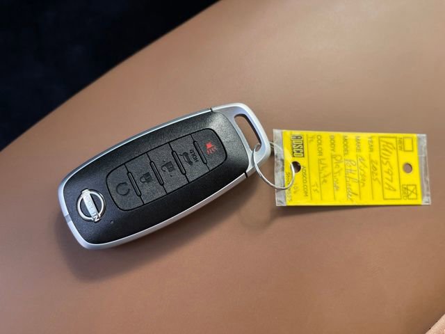 Used 2025 Nissan Pathfinder Platinum w/ Cargo Package image 25