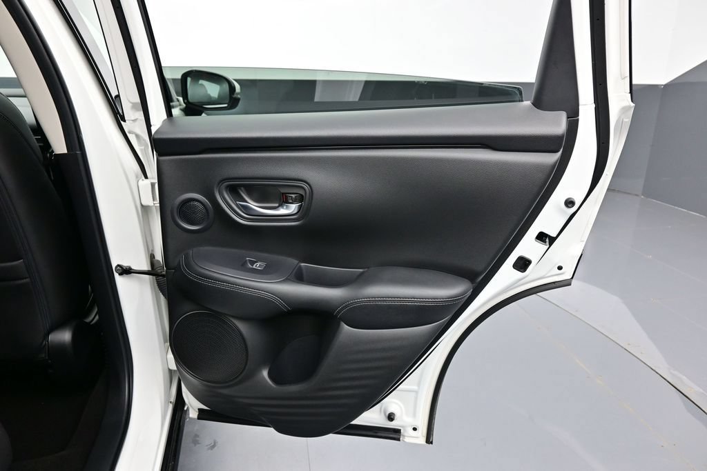 Used 2025 Honda HR-V EX-L image 31