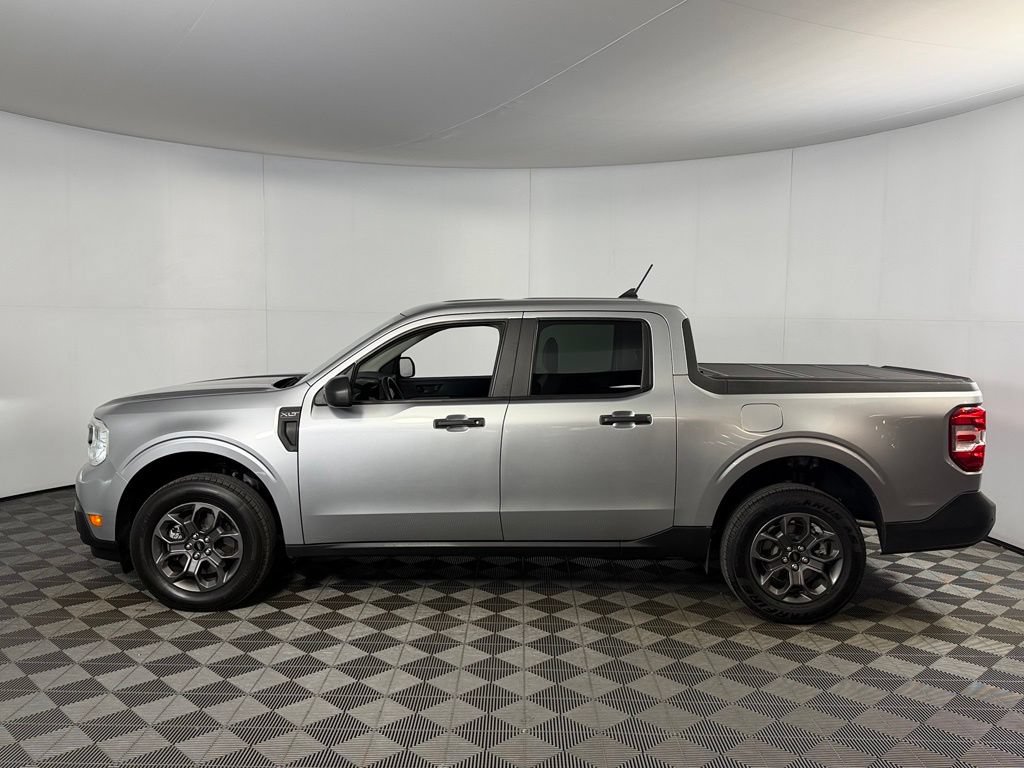 Used 2024 Ford Maverick XLT FWD image 11