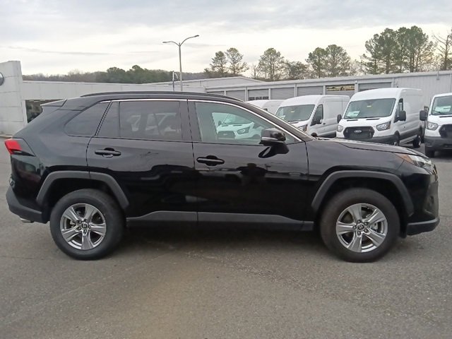 Used 2024 Toyota RAV4 XLE image 2
