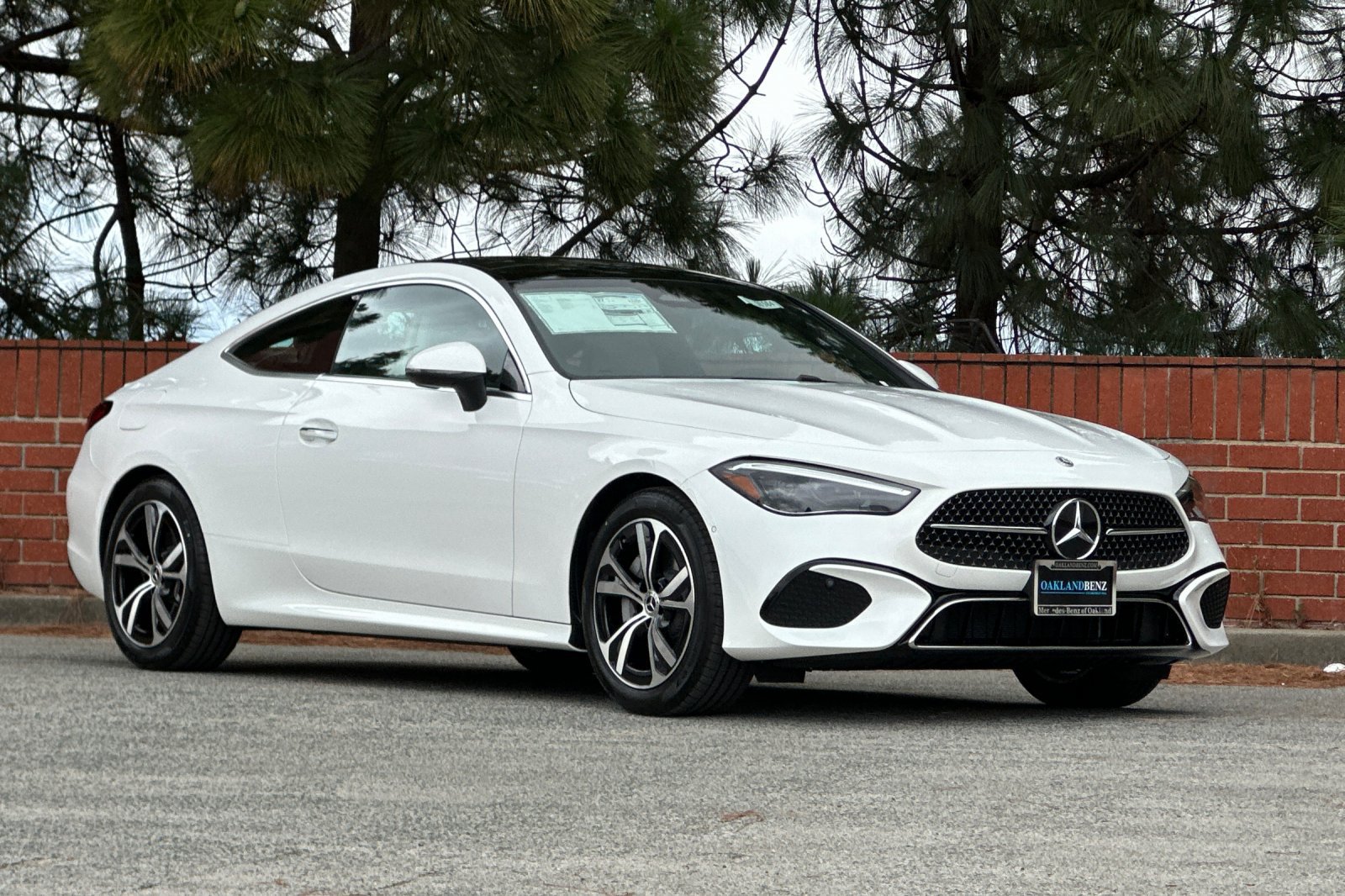 New 2026 Mercedes-Benz CLE 300 4MATIC Coupe image 2