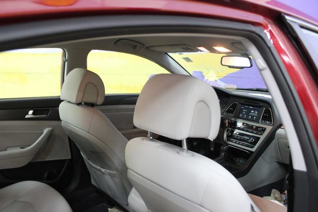 Used 2016 Hyundai Sonata Sport w/ Cargo Package FWD image 10