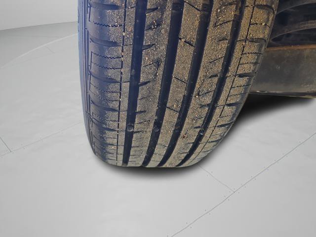 Used 2020 Toyota Corolla LE image 23